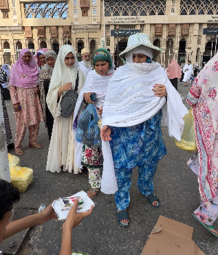 WARM MEAL JAMAAH MASJIDIL HARAM MEKAH